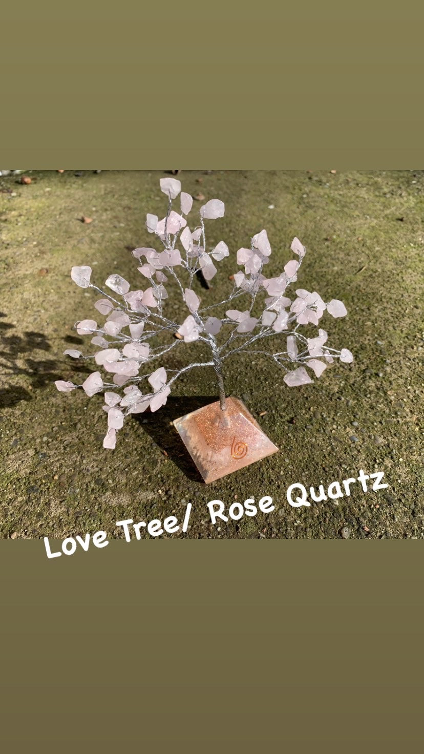 Rose Quartz Love Tree - Universal Crystal for Emotional Well-being and Inviting Atmosphere