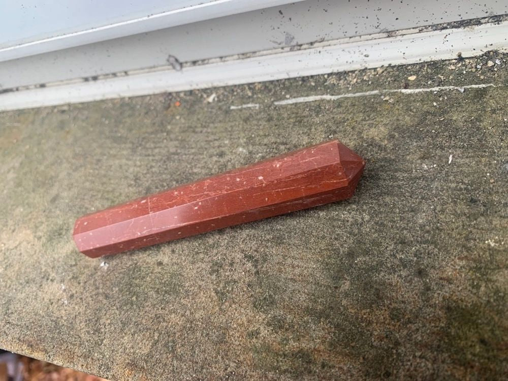 Red Jasper Stone Point - Natural Stone with Unique Coloration and Detailed Surface Features